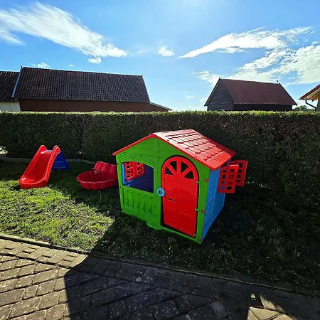Chill House Lipowo Mazury Κατάλυμα σε φάρμα Lipowo (Gizycko)